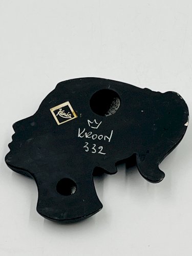 Tête de femme stylisée en céramique émaillée noir Kroon Kenia, années 60–70