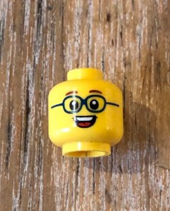 Lego figurine head