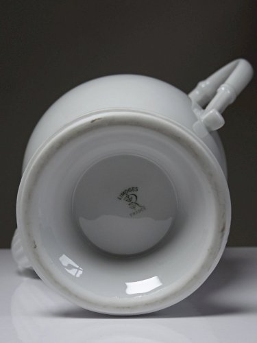 Théière "Aigle" porcelaine blanche très fine de Limoges par Raynaud années 60