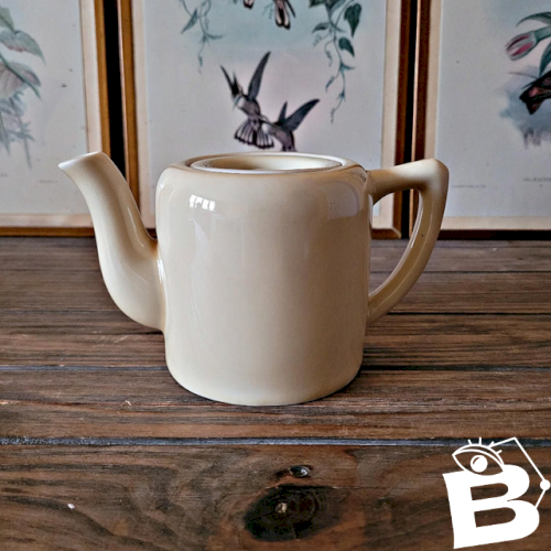 Théière céramique vintage couleur crème, 40 cl