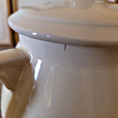 Théière céramique vintage ronde couleur crème, style art déco