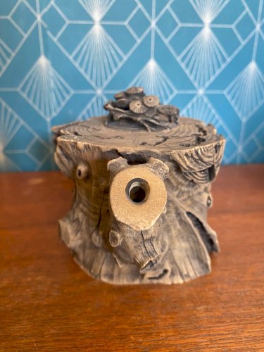 Théière chinoise ancienne, grès de Yixing, à décor naturel d'un tronc d'arbre.