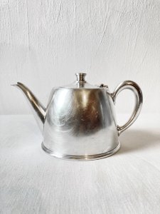 White metal teapot, Felix Frères, Toulouse