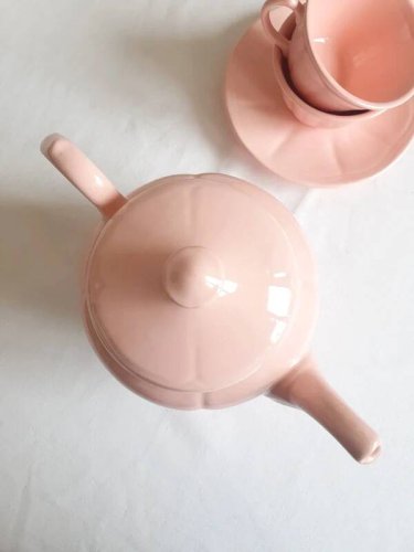 Théière en porcelaine Longchamp vintage