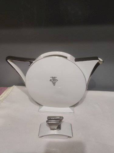 Théière en porcelaine Victoria tchèque art déco
