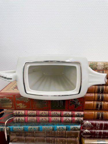 Théière fleurie en porcelaine de Limoges