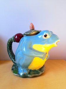 Athezza frog teapot 1960