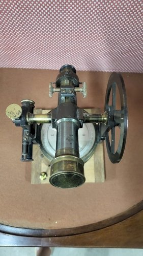 THEODOLITE GONIOMETRE EN LAITON BOUSSOLE A SANTI A MARSEILLE