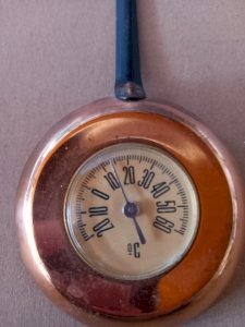 Thermomètre déco petite poêle en cuivre