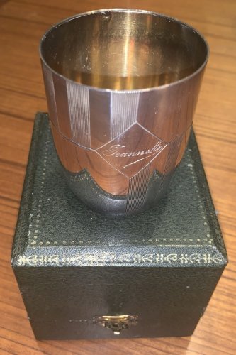 timbale argent massif minerve orfèvre Coignet écrin prénom Jeannette poids 85gr