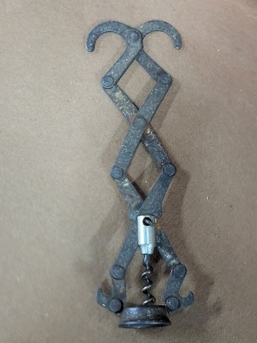 TIRE BOUCHON EN METAL ANCIEN
