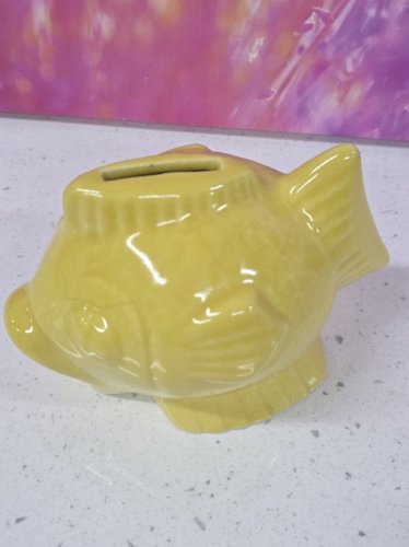 tirelire à casser vintage céramique années 50 poisson jaune art déco