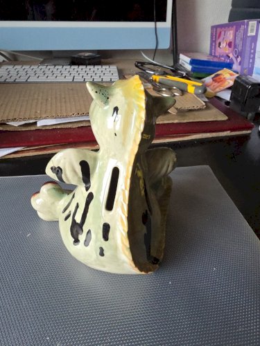 Tirelire En Céramique. Dragon .j 17 Cm Env Tbe