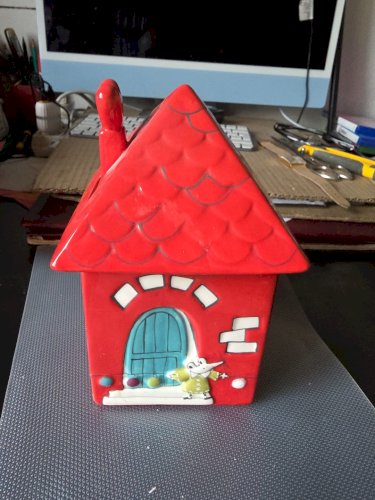 tirelire En céramique Par John LEWIS.H 17 CM