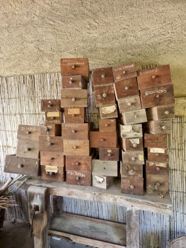Tiroirs bois anciens
