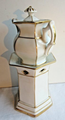 Tisanière veilleuse, style Louis XV porcelaine fine de Paris blanche à filets Or