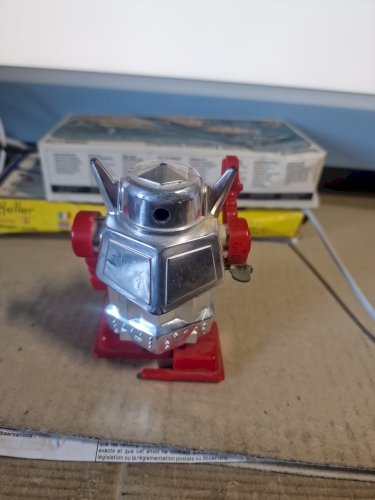 Toy Hero Wind Up  made in Japan