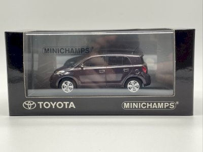 Toyota Urban Cruiser 1/43 Minichamps