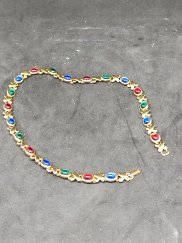 tres beau collier annee 50-60 en metal doré et cabochon de couleur en bon etat