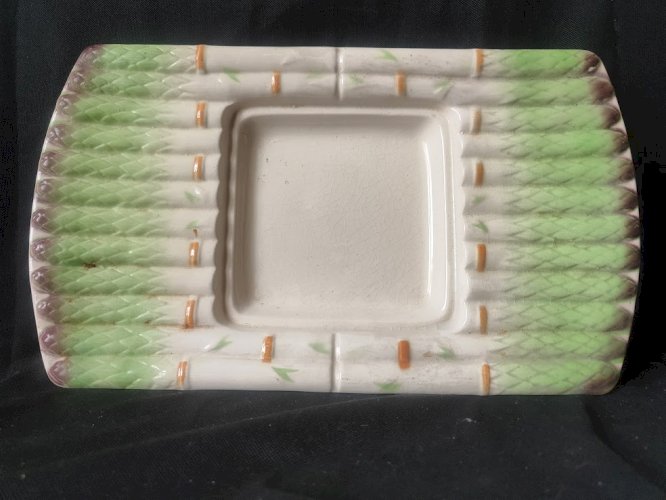 1950/1960 Barbotine  Niderviller /FRANCE / plat à asperges 