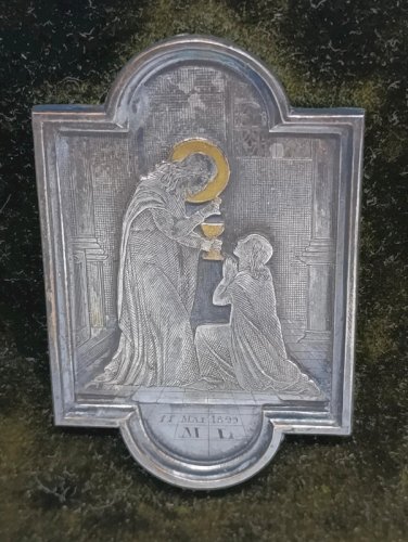 Très beau triptyque religieux  ancien, fin 19 eme  avec medaillon interieur representant le christ