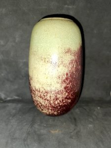 tres beau vase dans le gout de henning Nilsson en bon etat