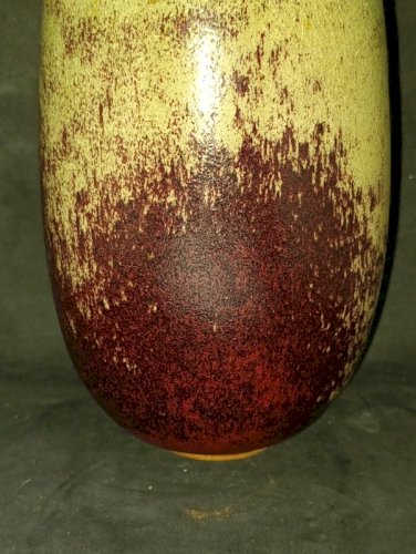 tres beau vase dans le gout de henning Nilsson en bon etat