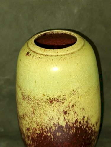 tres beau vase dans le gout de henning Nilsson en bon etat