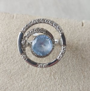 Very beautiful ring, aquamarine and zircon, in solid silver.