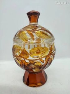 Very beautiful Bohemian crystal candy box in good condition.