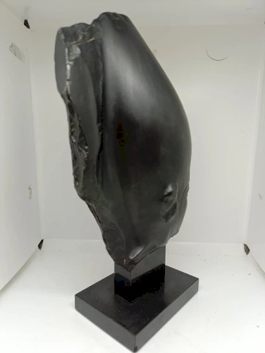 Très belle reproduction de la Tête dOSIRIS poincon musee du louvre en bon etat