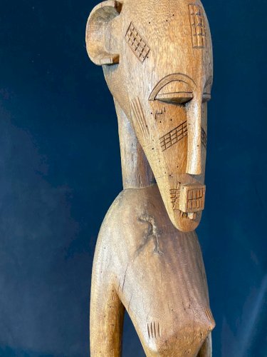 Très grand pilon rituel de cérémonie Sénoufo Côte d'Ivoire Burkina bois de néré