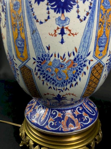 Très grande lampe en faïence de Desvres sur monture bronze fin XIXe 1880