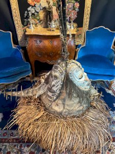 Très impressionnant masque casque conique rituel du feu Baining Sepik Papouasie