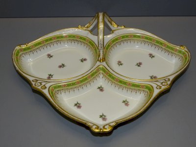VERY PRETTY FLAT BEGGAR AT PORCELAIN APERITIF FROM LIMOGES Art Nouveau Style D