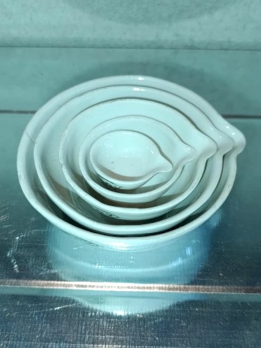 tres rare lot de 5 petits Bols de Pharmacie à Bec Verseur style Apothicaire GDV en bon etat