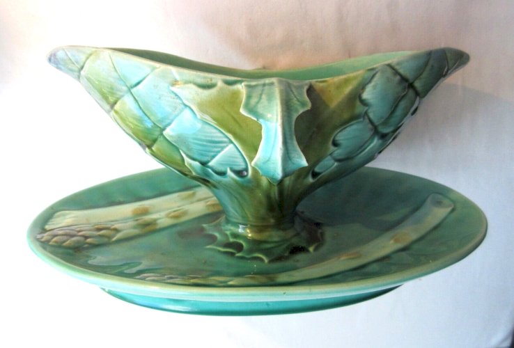 Très rare saucière Majolique Lunéville Keller & Guérin: Asperges et Artichauts