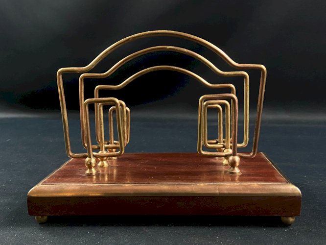 Trieur à courrier en acajou et laiton époque 1930 - 1950