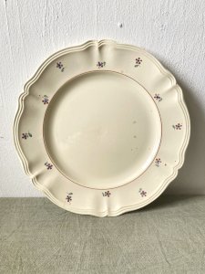 dot