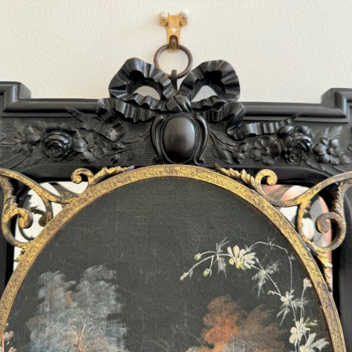 Triptyque en ébonite Napoléon III formant miroir bouquet central peint M3526