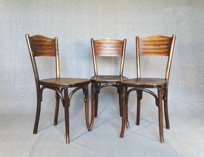 Trois chaises bistrot FISCHEL N°7273 assises lammées ,no Thonet