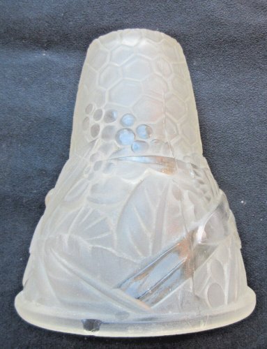 Tulipe de lampe Art Déco, pâte de verre incolore, 2 oiseaux en relief