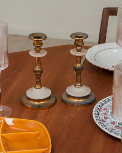 Ulysse, la paire de bougeoirs dorés N°25