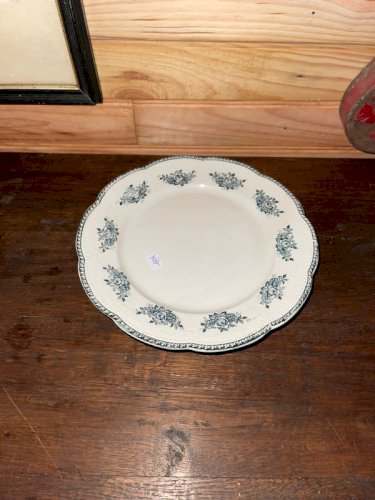 Une assiette à pied badonviller Richelieu