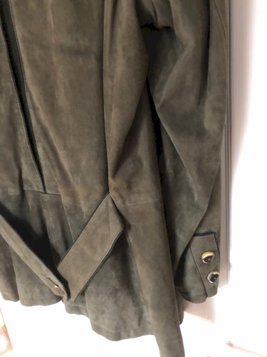 URGENT TRÈS BELLE VESTE en AGNEAU AUTHENTIQUE SANDERSON 