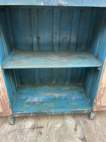 Vaisselier en teck birman avec patine dorigine