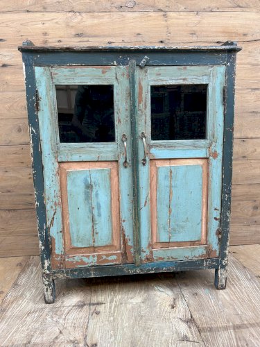 Vaisselier en teck birman avec patine dorigine