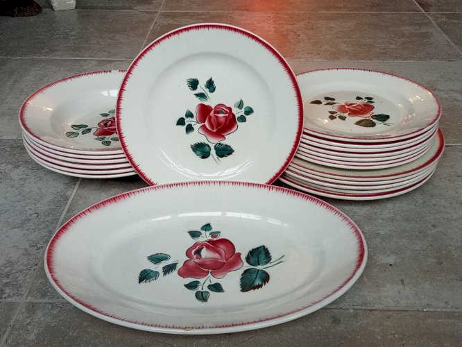 Vaisselle Ancienne Assiettes Digoin Sarreguemines Modèle Bagatelle 23 pièces