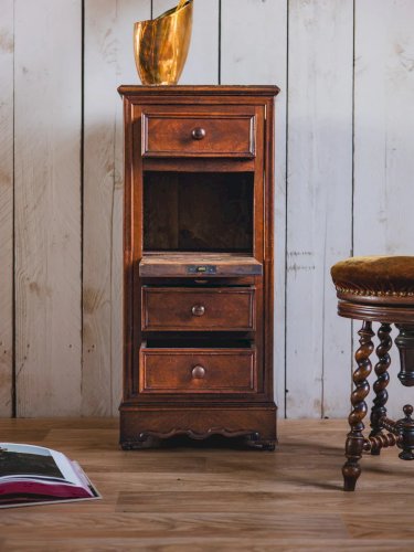 Valery, le chiffonnier en bois N°57