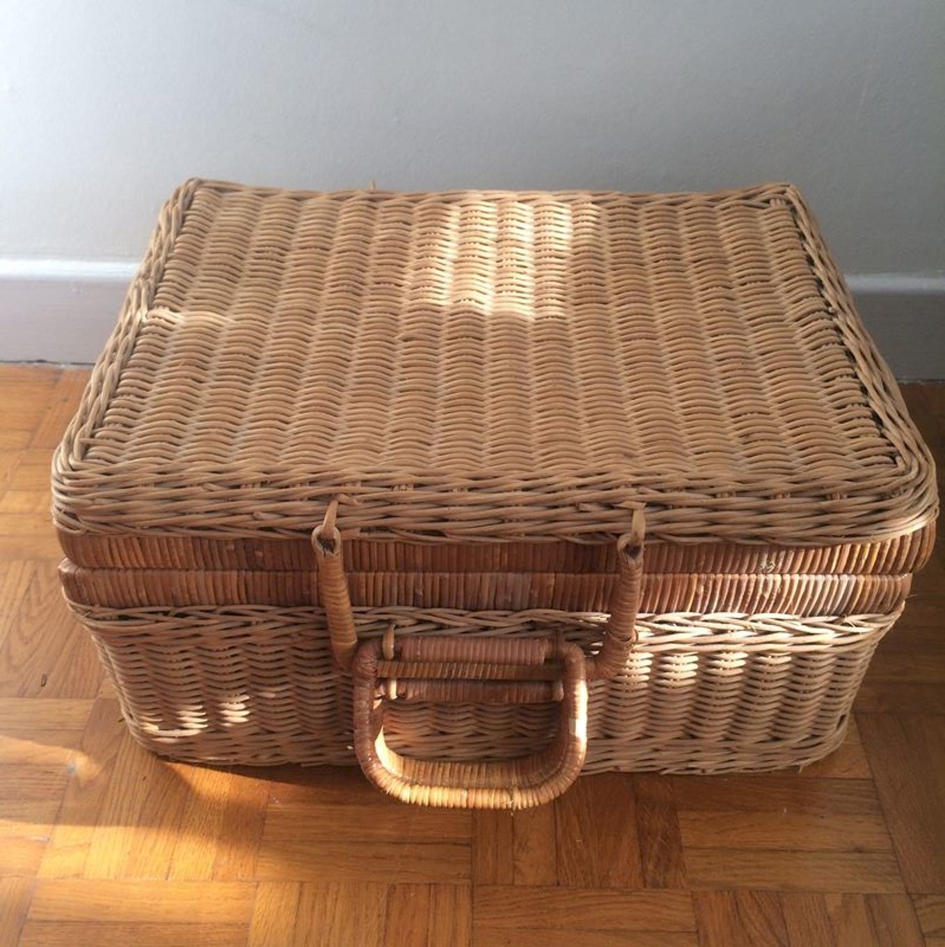 Petite valise mallette osier rafia pique nique couverts ass gobelets vintage